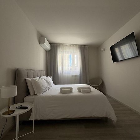 7Suites Empoli Luaran gambar