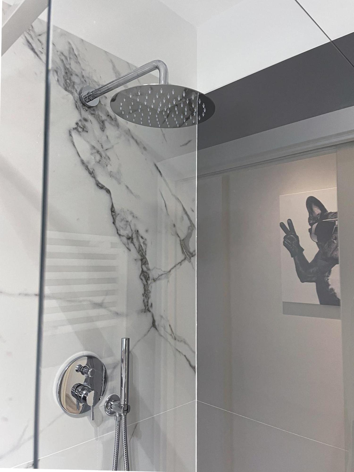 7Suites Empoli Bilik gambar
