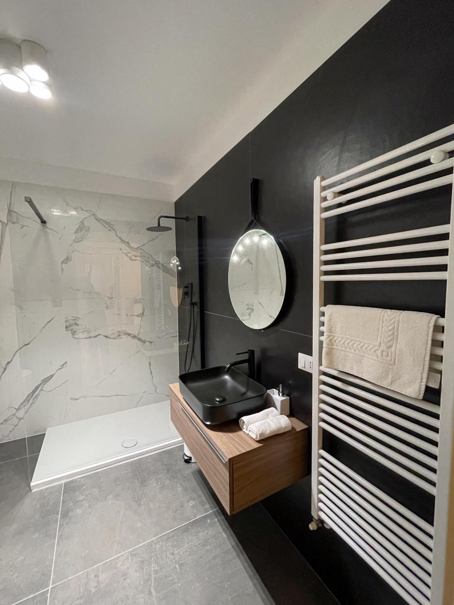7Suites Empoli Luaran gambar