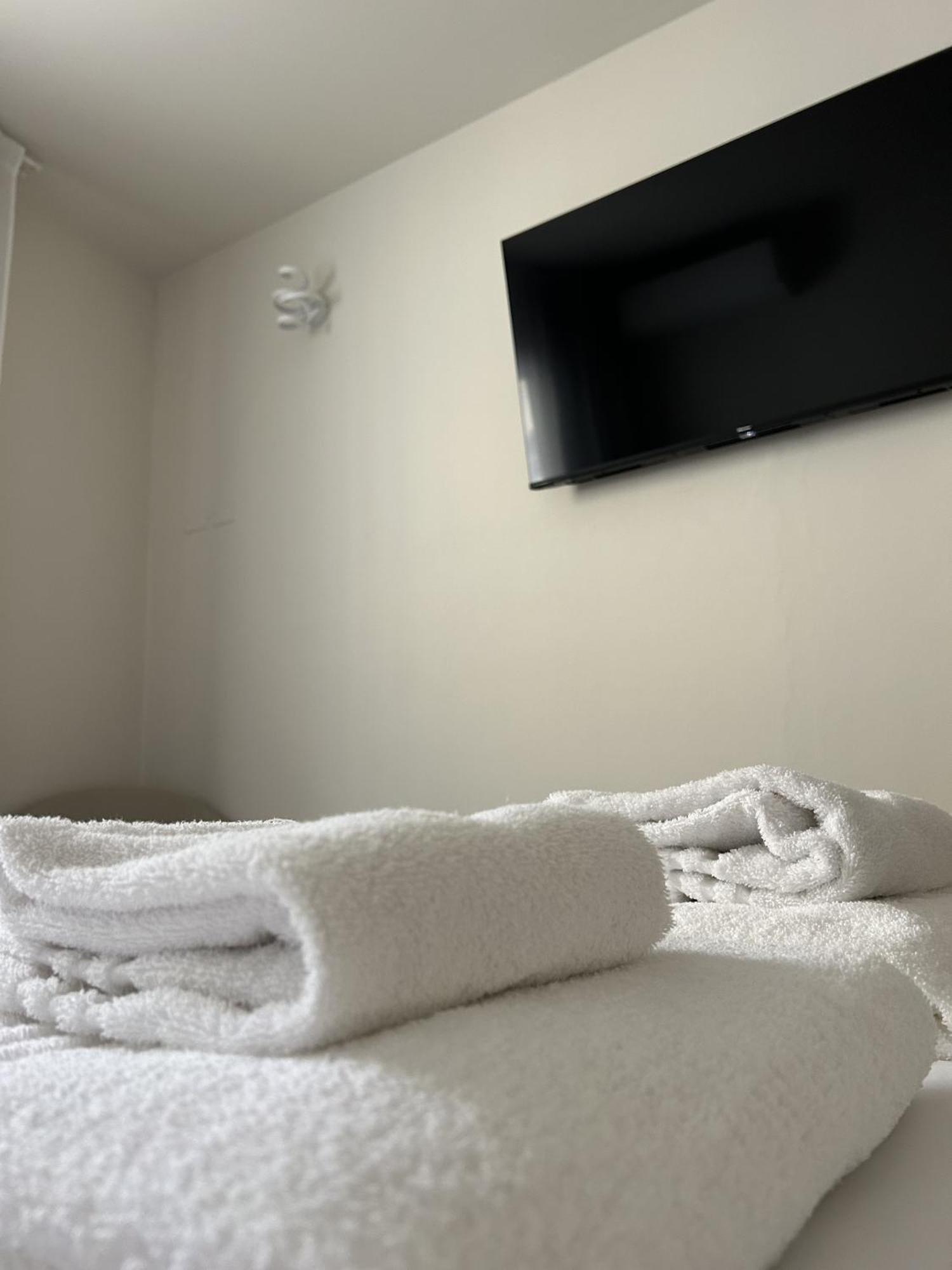 7Suites Empoli Luaran gambar